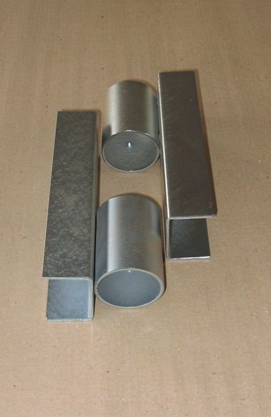 Staffa per piastre per sottofondo - monofacciale 38 - zincata
