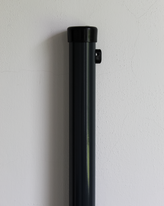 Colonna rivestita in plastica nera 48/2000 